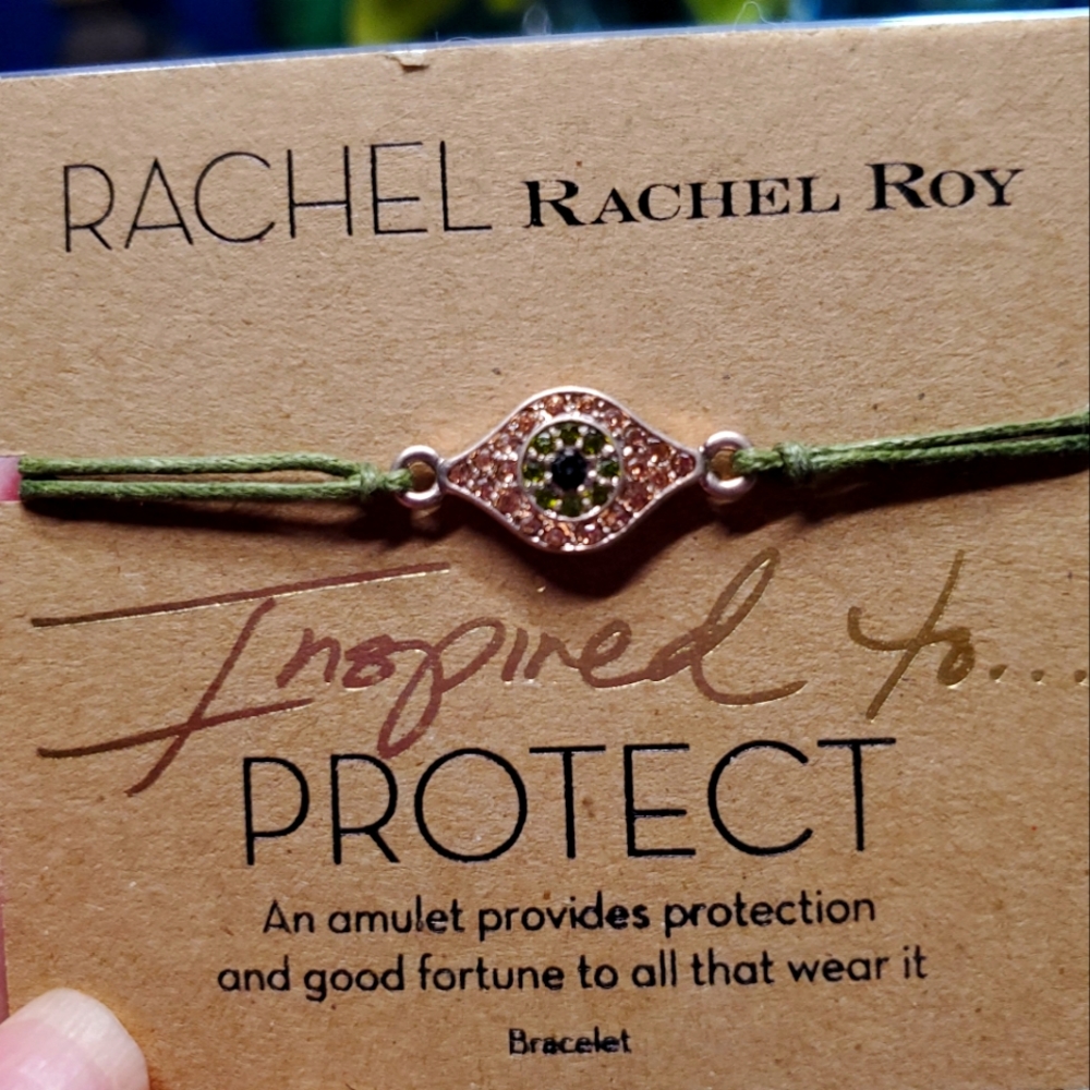 💖Rachel Roy bracelet Inspired to protect green gemstones & green cord.
